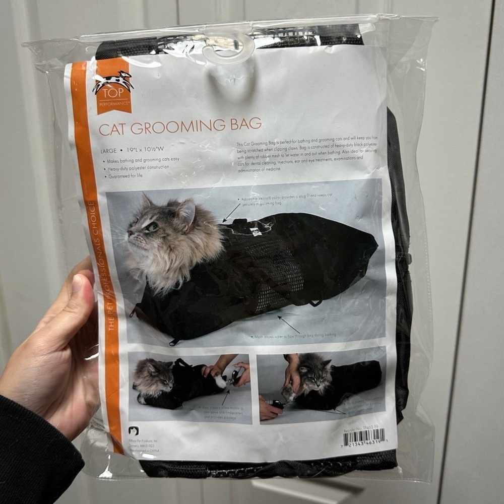 Cat Grooming Bag. Black Large - Picture 2 of 3